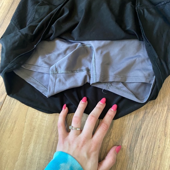 Golf/ Cheer skort - Picture 3 of 3